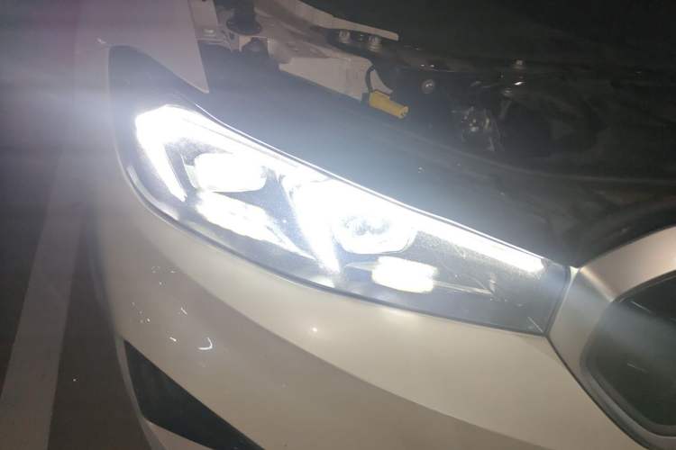 Used BMW i3 2024 eDrive 35 L Right Front Headlight