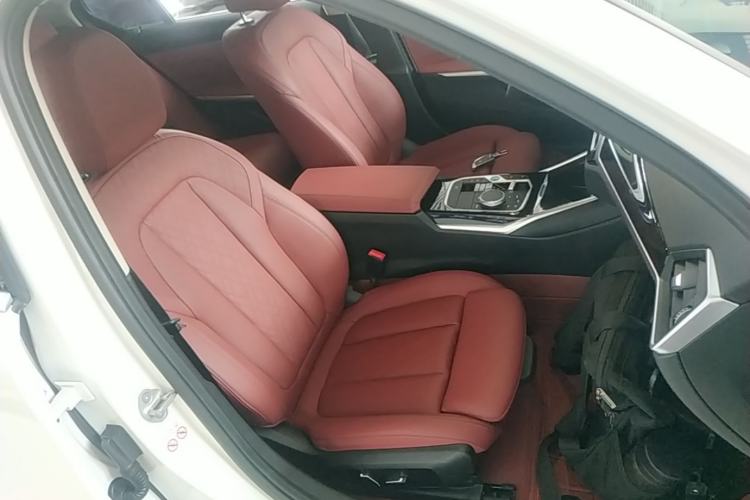 Used BMW i3 2024 eDrive 35 L Right Front Seat