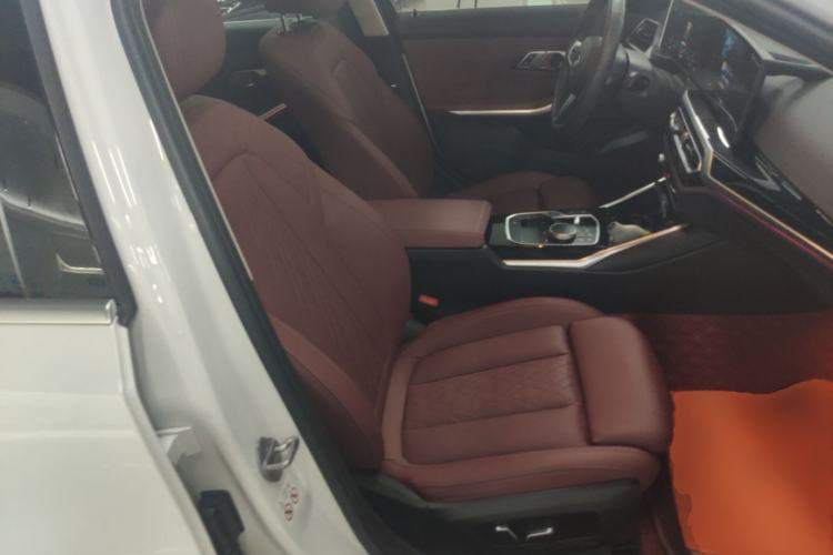 Used BMW i3 2024 eDrive 35 L Right Front Seat