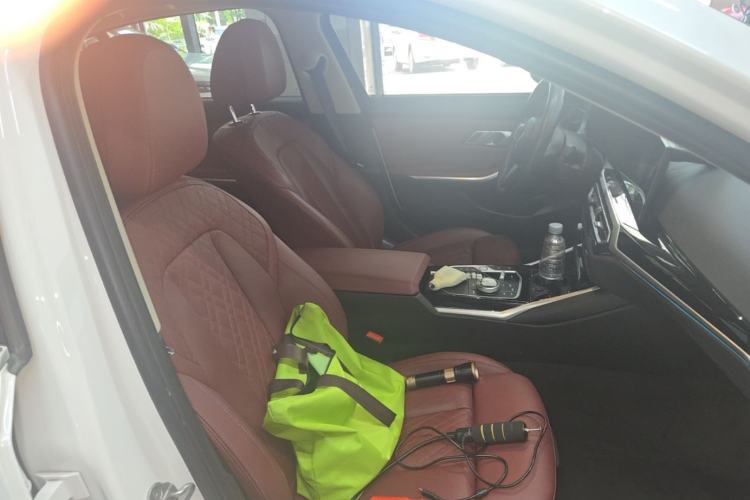 Used BMW i3 2024 eDrive 35 L Right Front Seat