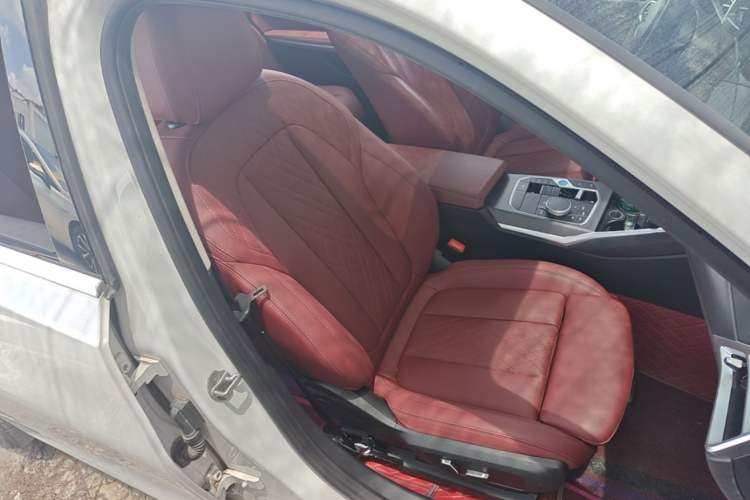 Used BMW i3 2024 eDrive 35 L Right Front Seat