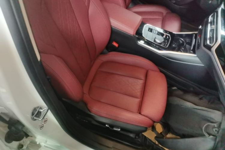 Used BMW i3 2024 eDrive 35 L Right Front Seat