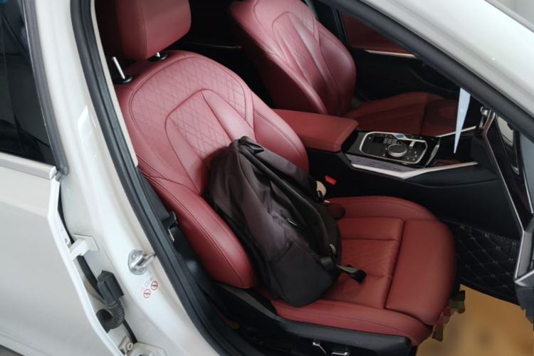 Used BMW i3 2024 eDrive 35 L Right Front Seat