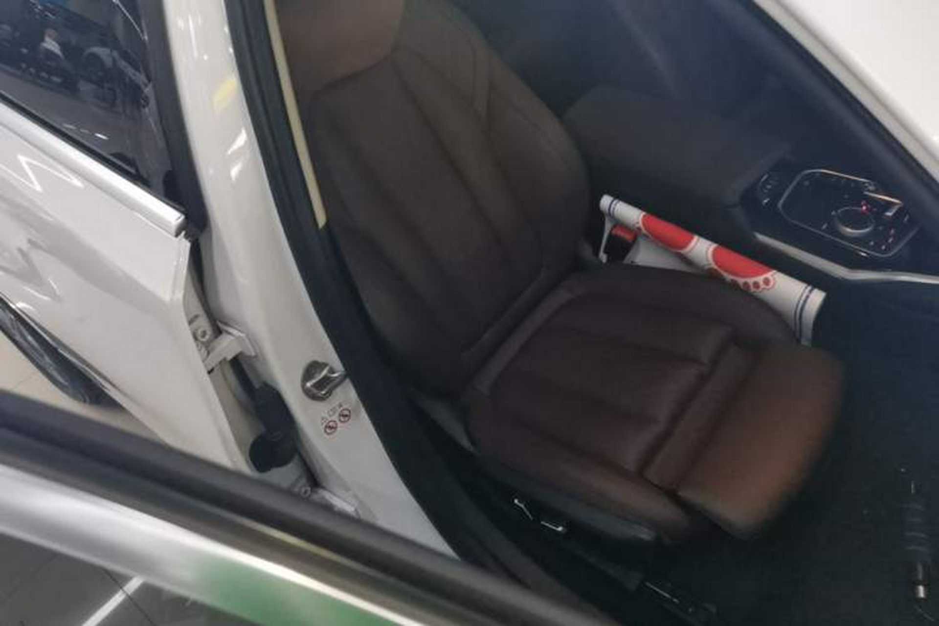 Used BMW i3 2024 eDrive 35 L Right Front Seat