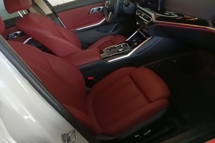 Used BMW i3 2024 eDrive 35 L Right Front Seat
