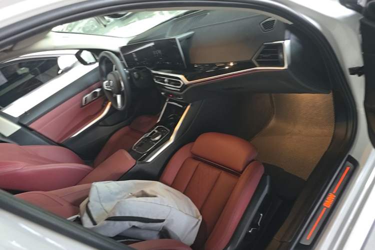 Used BMW i3 2024 eDrive 35 L Right Front Seat