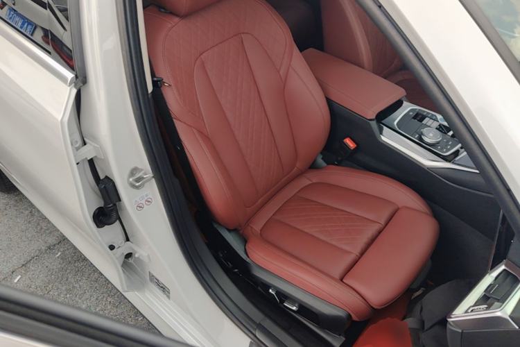 Used BMW i3 2024 eDrive 35 L Right Front Seat