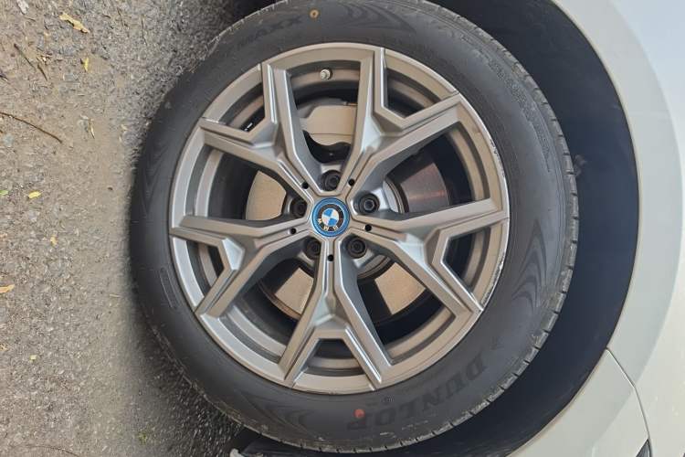 Used BMW i3 2024 eDrive 35 L Right Front Wheel Hub