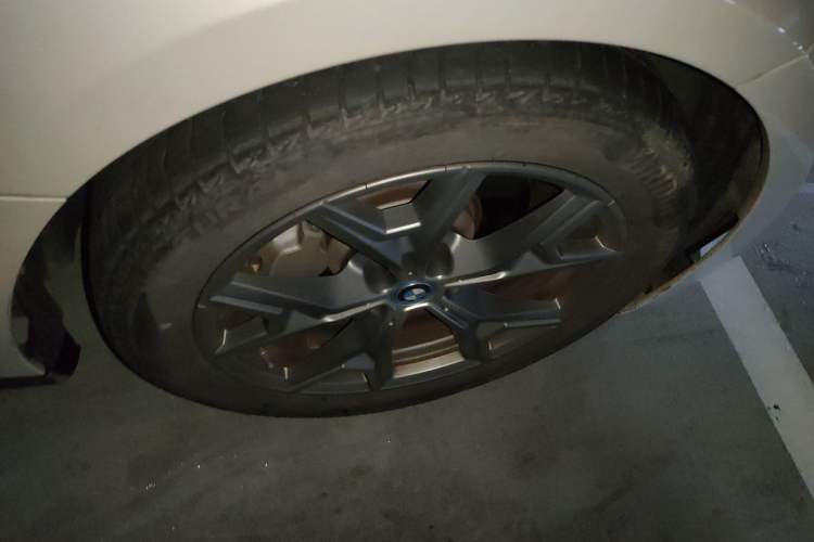 Used BMW i3 2024 eDrive 35 L Right Front Wheel Hub