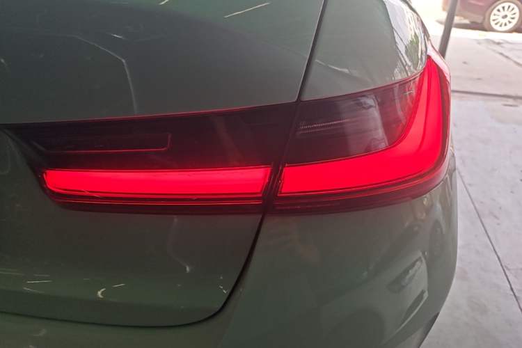 Used BMW i3 2024 eDrive 40 L Midnight Edition Right Rear Taillight