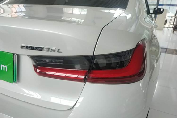 Used BMW i3 2024 eDrive 35 L Right Rear Taillight
