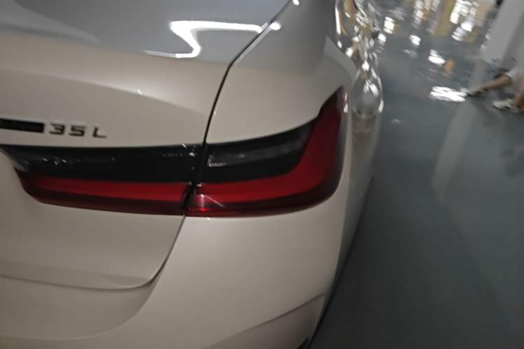 Used BMW i3 2024 eDrive 35 L Right Rear Taillight