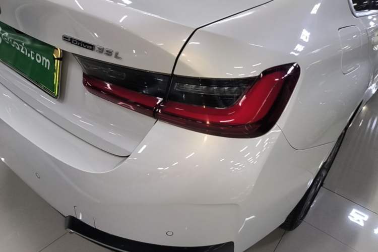 Used BMW i3 2024 eDrive 35 L Right Rear Taillight