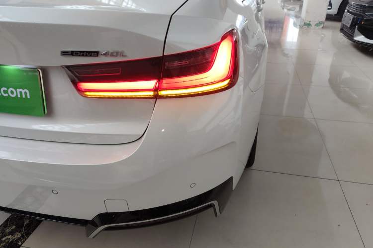 Used BMW i3 2024 eDrive 40 L Midnight Edition Right Rear Taillight