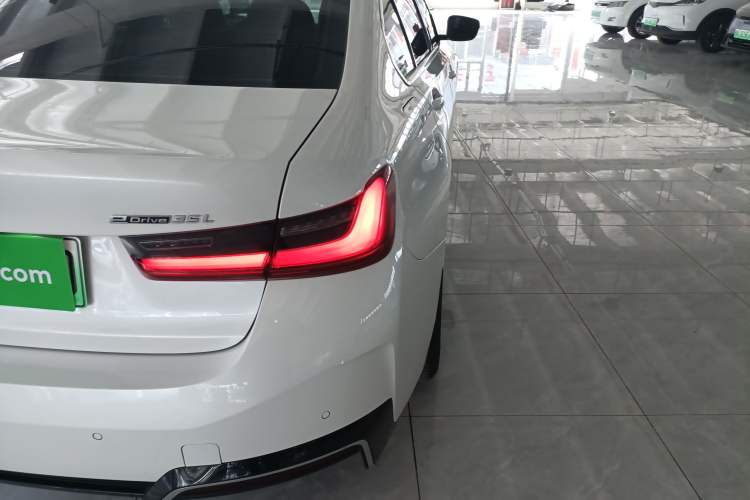 Used BMW i3 2024 eDrive 35 L Right Rear Taillight