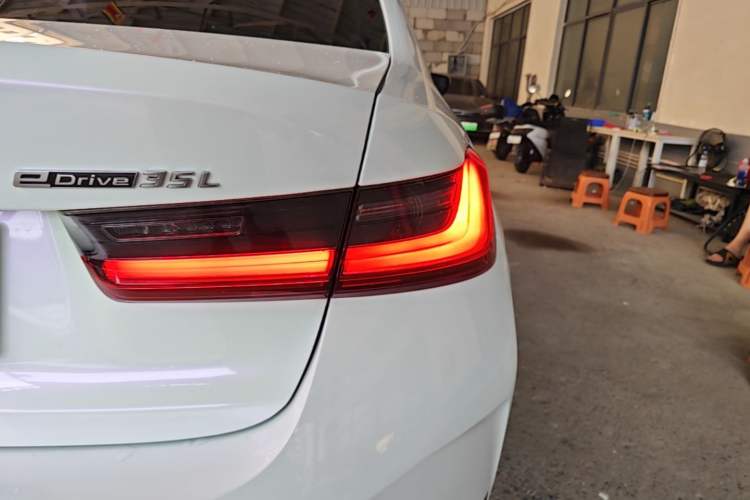 Used BMW i3 2024 eDrive 35 L Right Rear Taillight