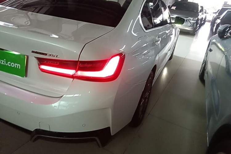 Used BMW i3 2024 eDrive 35 L Right Rear Taillight