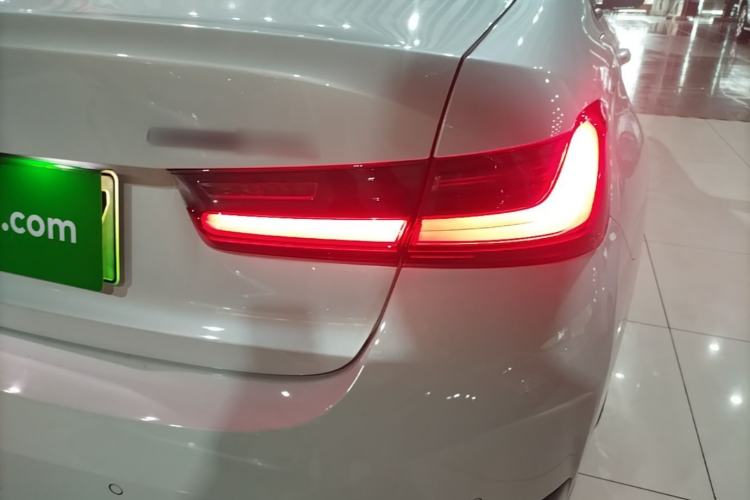 Used BMW i3 2024 eDrive 40 L Midnight Sports Package Right Rear Taillight