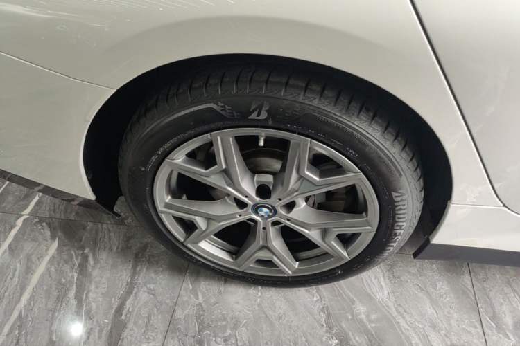 Used BMW i3 2024 eDrive 35 L Right Rear Wheel Hub