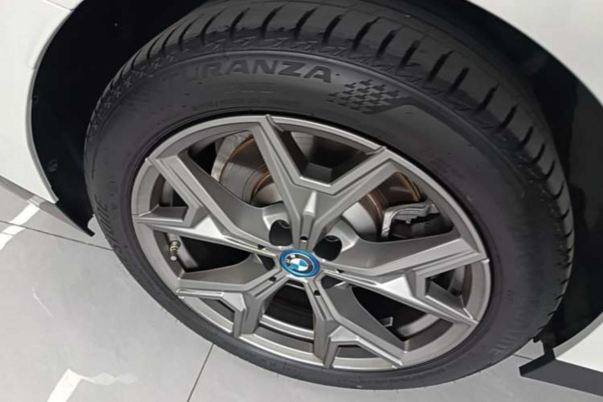 Used BMW i3 2024 eDrive 35 L Right Rear Wheel Hub