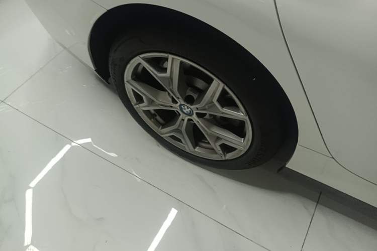 Used BMW i3 2024 eDrive 35 L Right Rear Wheel Hub