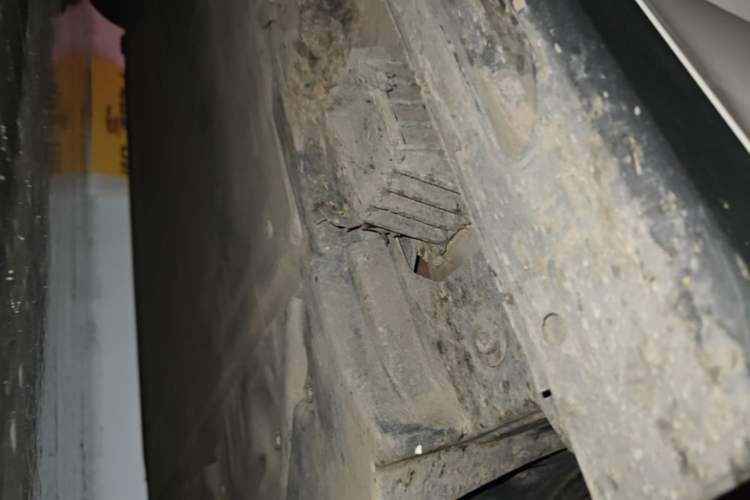 Used BMW i3 2024 eDrive 35 L Right Side Sill
