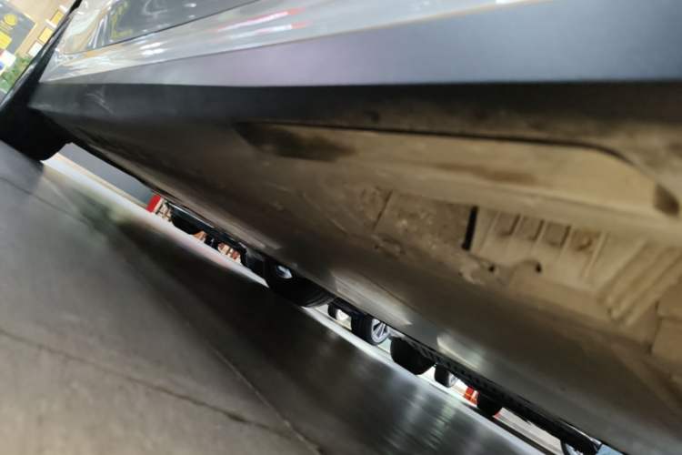 Used BMW i3 2024 eDrive 35 L Right Side Sill