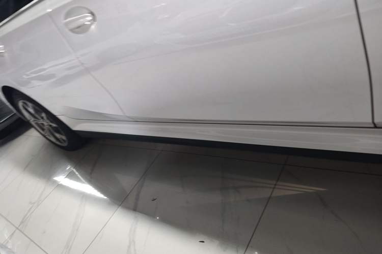 Used BMW i3 2024 eDrive 35 L Right Side Sill