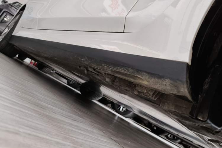 Used BMW i3 2024 eDrive 35 L Right Side Sill