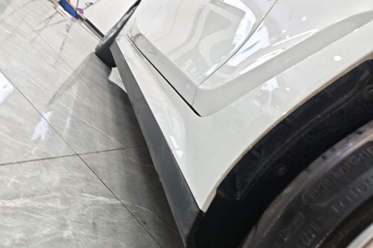 Used BMW i3 2024 eDrive 35 L Right Side Sill