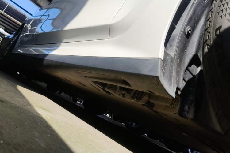 Used BMW i3 2024 eDrive 35 L Right Side Sill