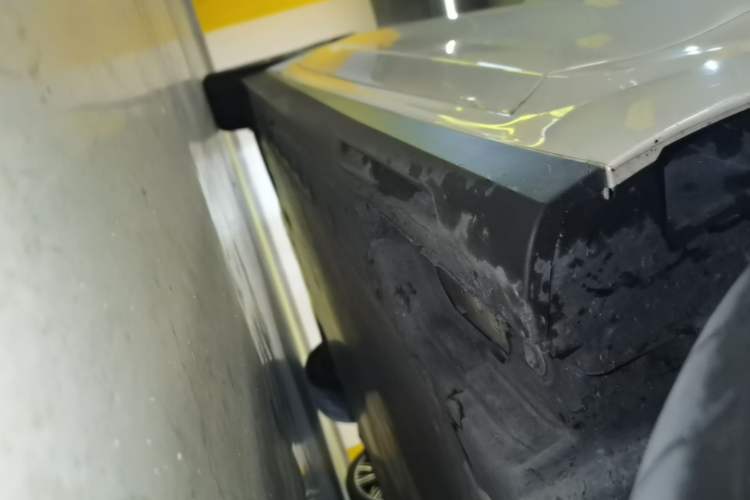 Used BMW i3 2024 eDrive 35 L Right Side Sill