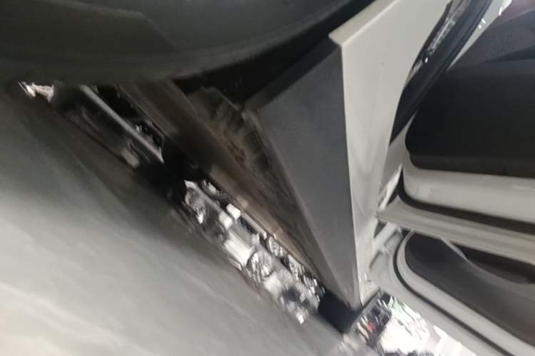 Used BMW i3 2024 eDrive 35 L Right Side Sill