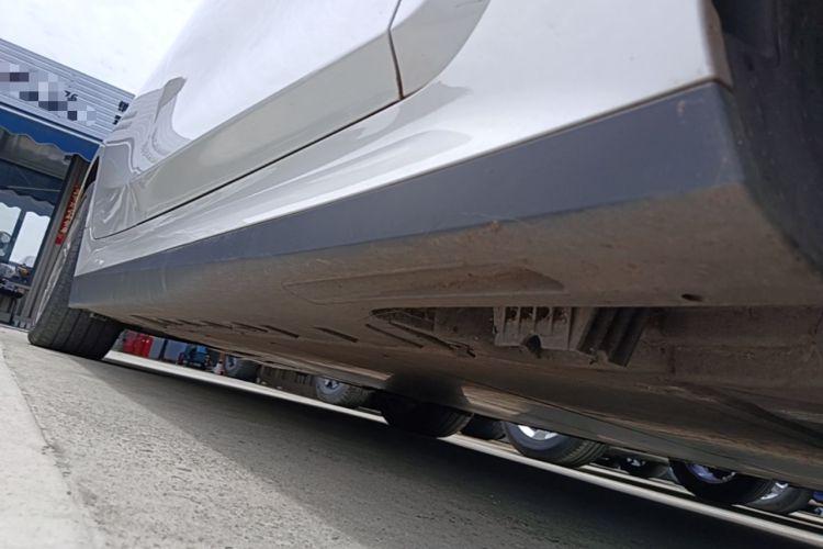 Used BMW i3 2024 eDrive 35 L Right Side Sill