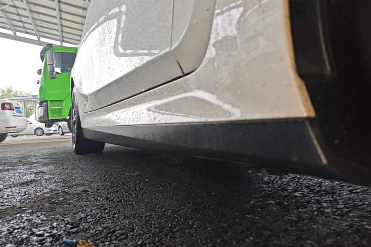 Used BMW i3 2024 eDrive 35 L Right Side Sill