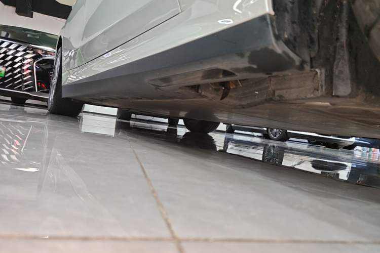 Used BMW i3 2024 eDrive 35 L Right Side Sill