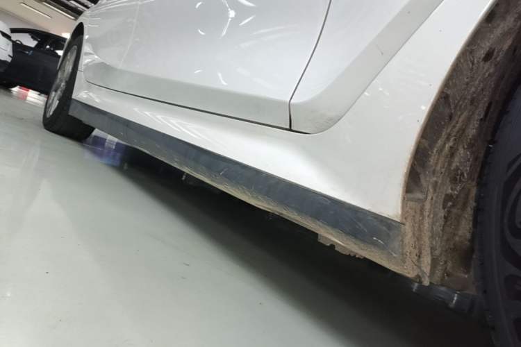 Used BMW i3 2024 eDrive 35 L Right Side Sill