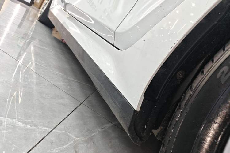 Used BMW i3 2024 eDrive 35 L Right Side Sill