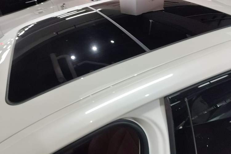 Used BMW i3 2024 eDrive 40 L Midnight Edition Roof