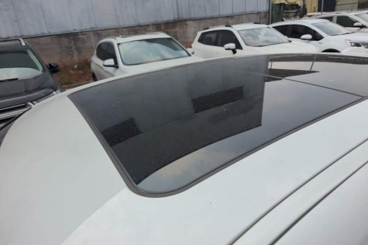 Used BMW i3 2024 eDrive 35 L Roof