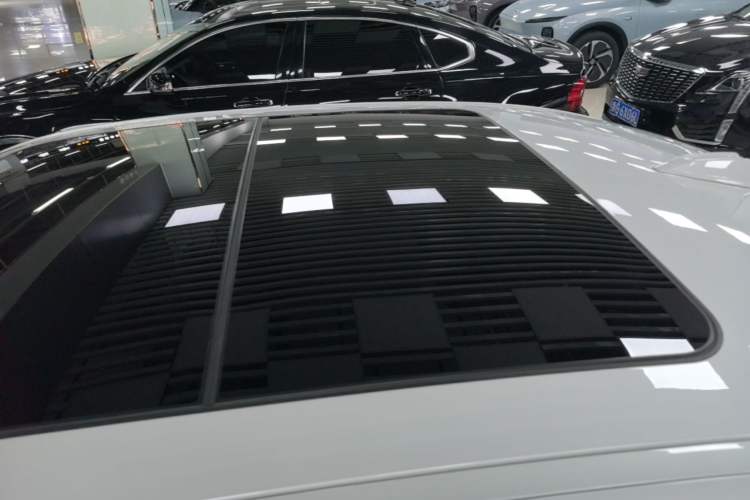 Used BMW i3 2024 eDrive 35 L Roof