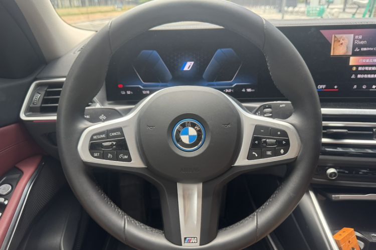 Used BMW i3 2024 eDrive 40 L Midnight Edition Steering Wheel