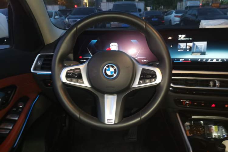Used BMW i3 2024 eDrive 35 L Steering Wheel