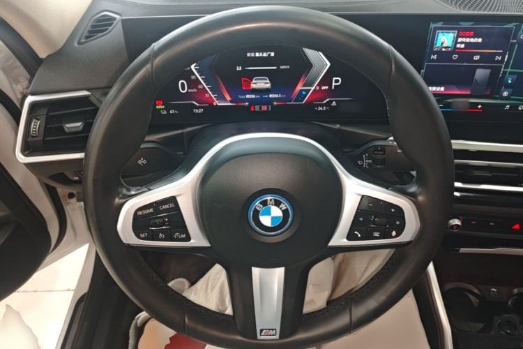 Used BMW i3 2024 eDrive 35 L Steering Wheel