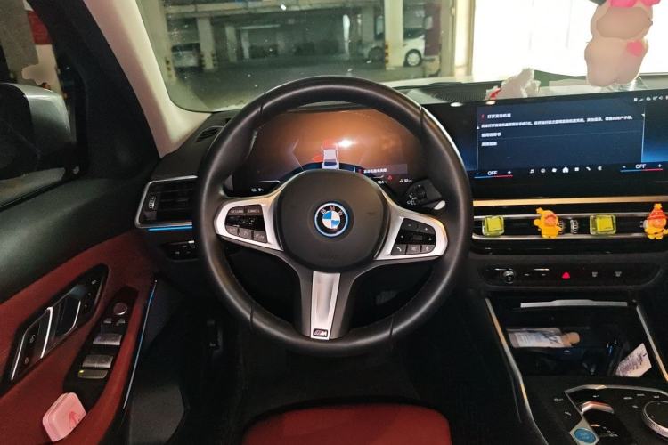 Used BMW i3 2024 eDrive 35 L Steering Wheel