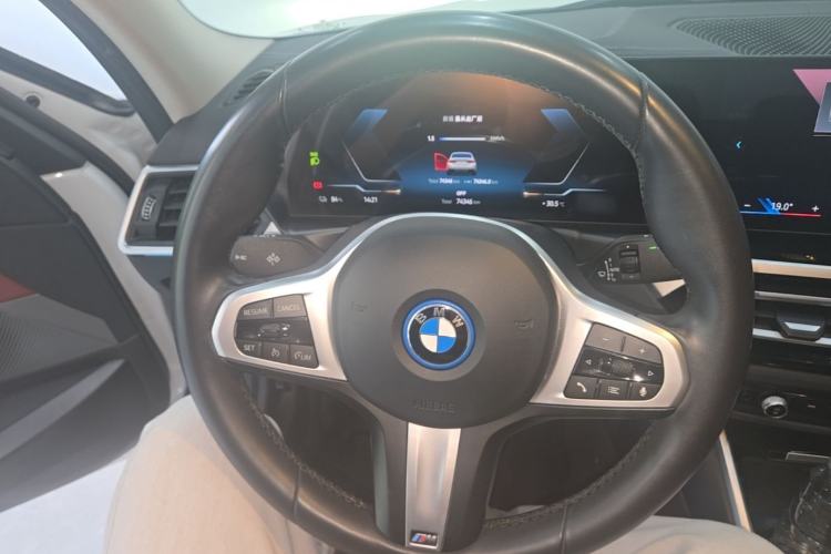 Used BMW i3 2024 eDrive 35 L Steering Wheel