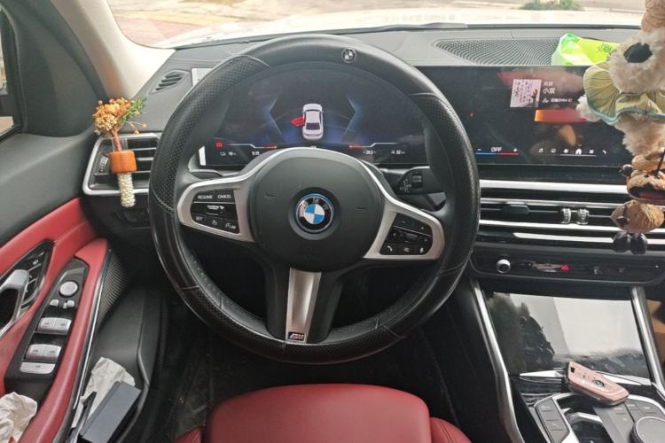 Used BMW i3 2024 eDrive 35 L Steering Wheel