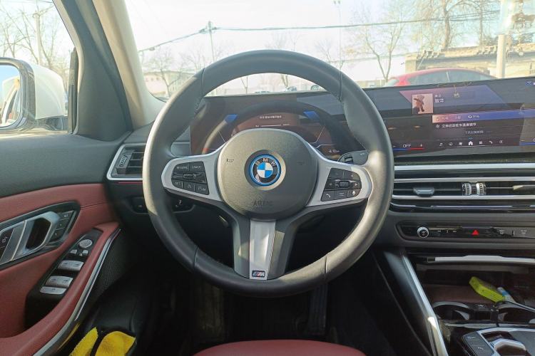 Used BMW i3 2024 eDrive 35 L Steering Wheel