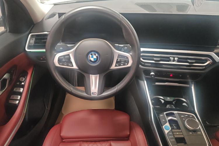 Used BMW i3 2024 eDrive 35 L Steering Wheel
