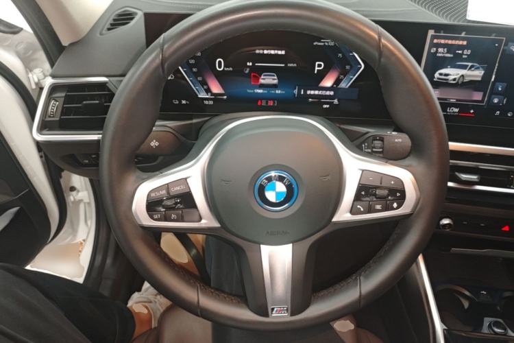 Used BMW i3 2024 eDrive 35 L Steering Wheel